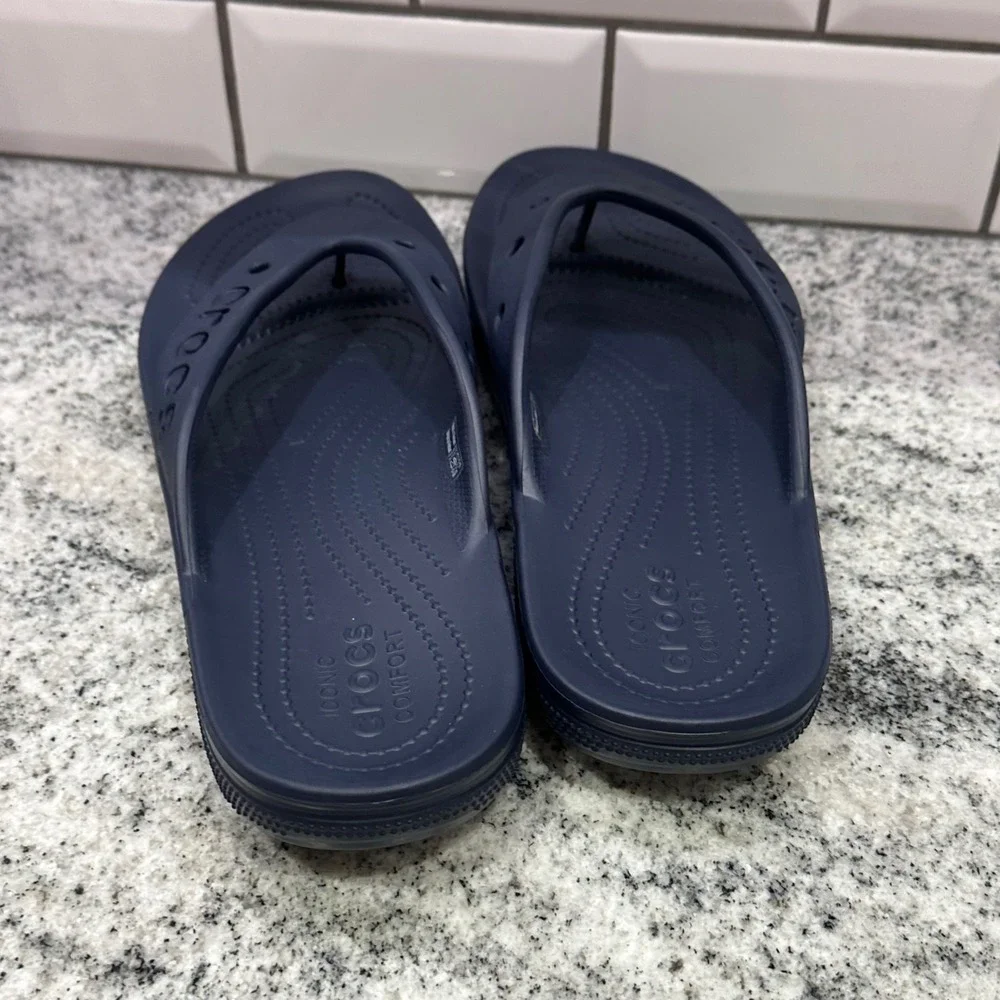 Crocs Mens‎ M 10/W 12 Navy Blue Comfort Flip Flops Sandals Shoes